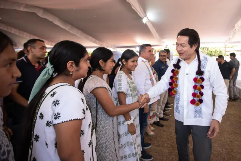 Convoca Mario Delgado a estudiantes a plataforma Mi derecho, mi lugar