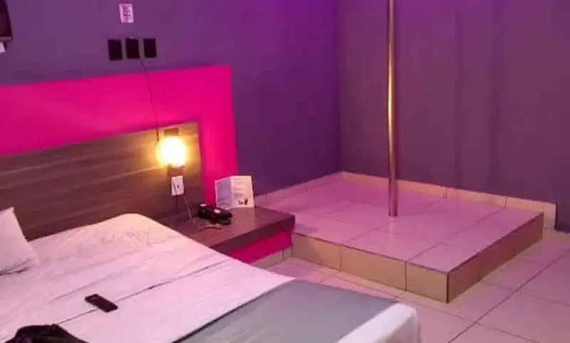 Alerta por presunta filtración de videos íntimos en moteles