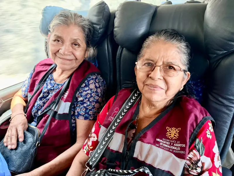 Acompaña Semaigro a adultos mayores en trámite de visa americana