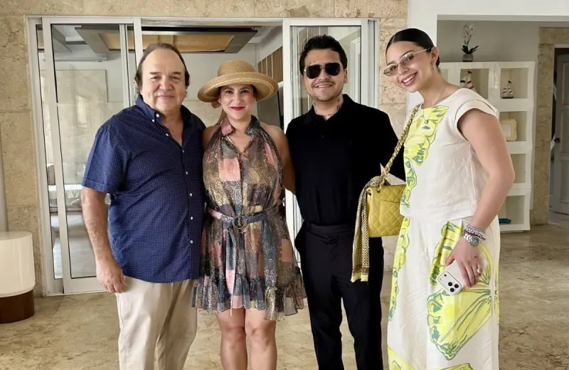Nodal y Ángela Aguilar sorprenden en República Dominicana: así fue su encuentro con el político Vinicio Castillo