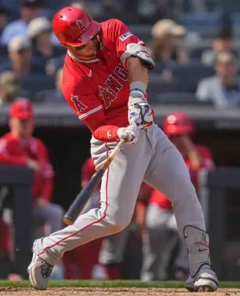 Trout castiga a Yanquis con exhibición de poder