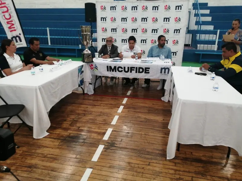 Alista Imcufide copa de basquetbol por aniversario de Morelia