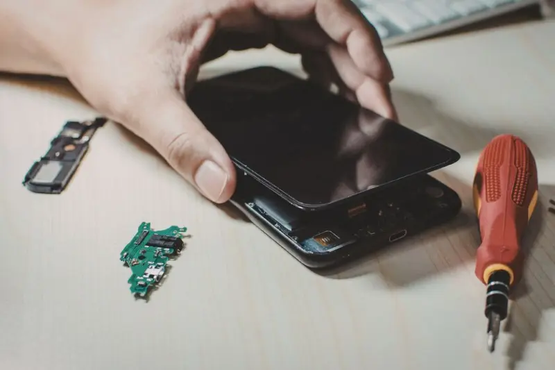 Una propuesta en México busca que puedas reparar tus dispositivos con cualquier técnico sin perder garantías ni acceso a piezas