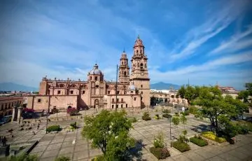 Viernes Santo: 350 tolerancias de alimentos en el centro de Morelia