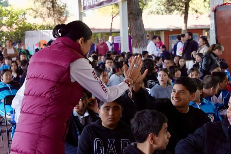 Michoacán garantizará acceso al bachillerato sin examen de admisión