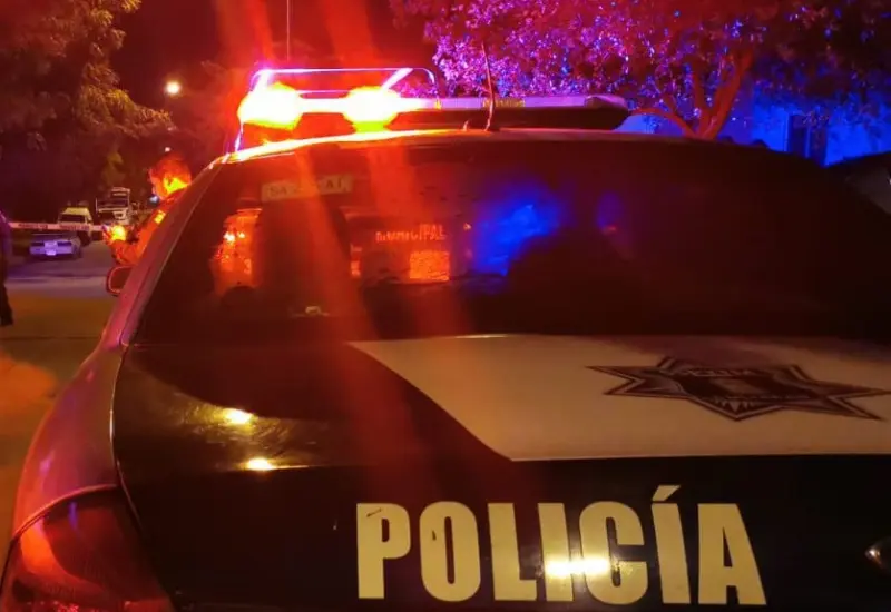 Menor de edad, lesionado tras ser impactada la motocicleta en la que viajaba en Motul