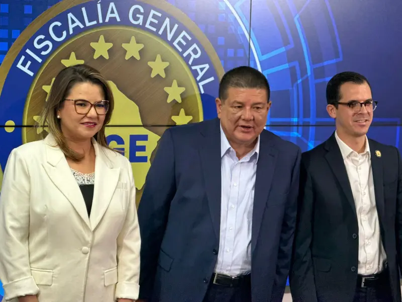 Designa Maru Campos a Prieto y Bujanda en cargos clave de la Fiscalía