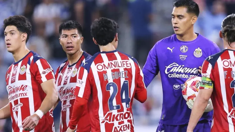 ¿Afectan a Chivas?... FIFA no permitirá refuerzos para Liguilla del Clausura 2026