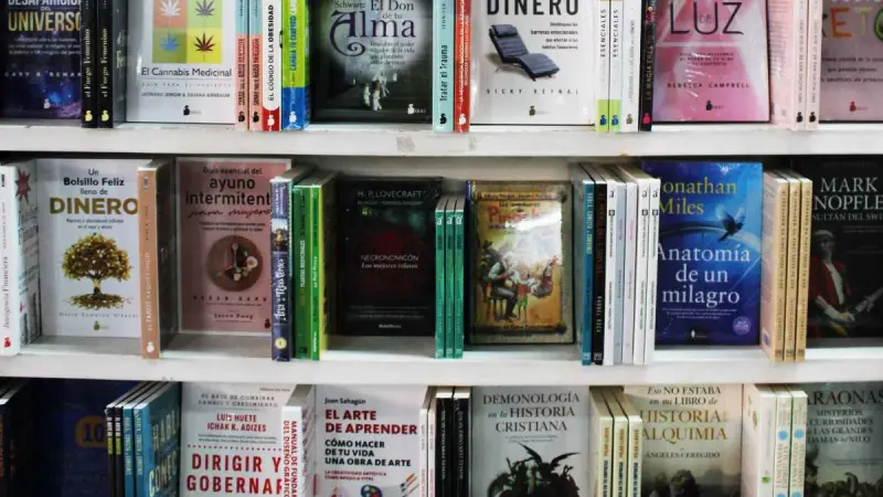 En marco del Día internacional del libro: Estos son los gustos literarios que definen al público leonés