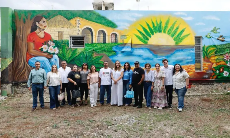 Visita Cecilia Patrón refugio para mujeres en situación de calle