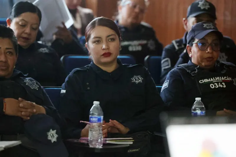 Capacita en Chimalhuacán a policías sobre acoso en transporte público