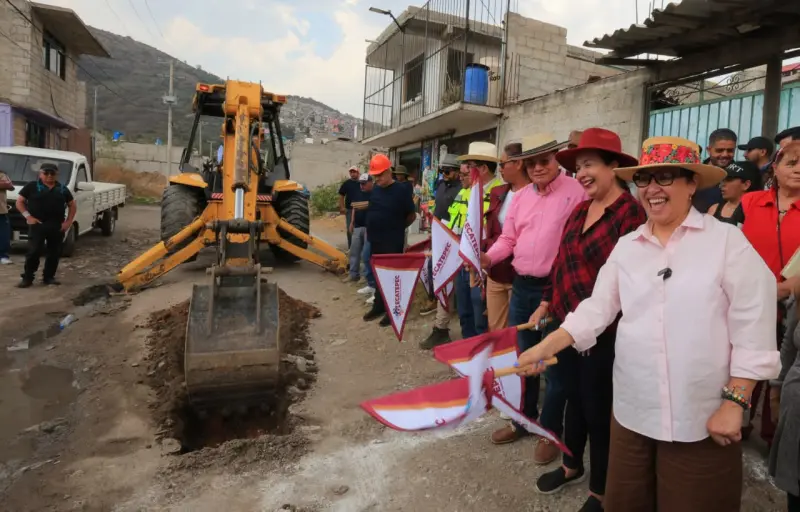 Arranca Ecatepec 250 obras de agua y drenaje en colonias