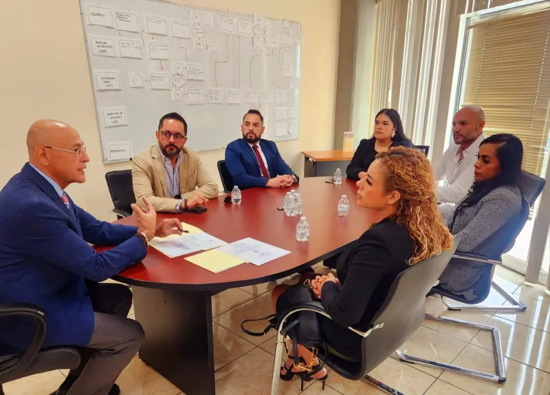 Mujeres lideran solicitud de cédula profesional en la entidad