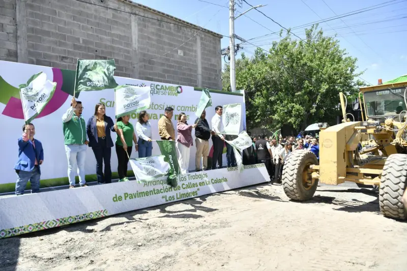 Arranca Ricardo Gallardo pavimentación total en colonia Los Limones