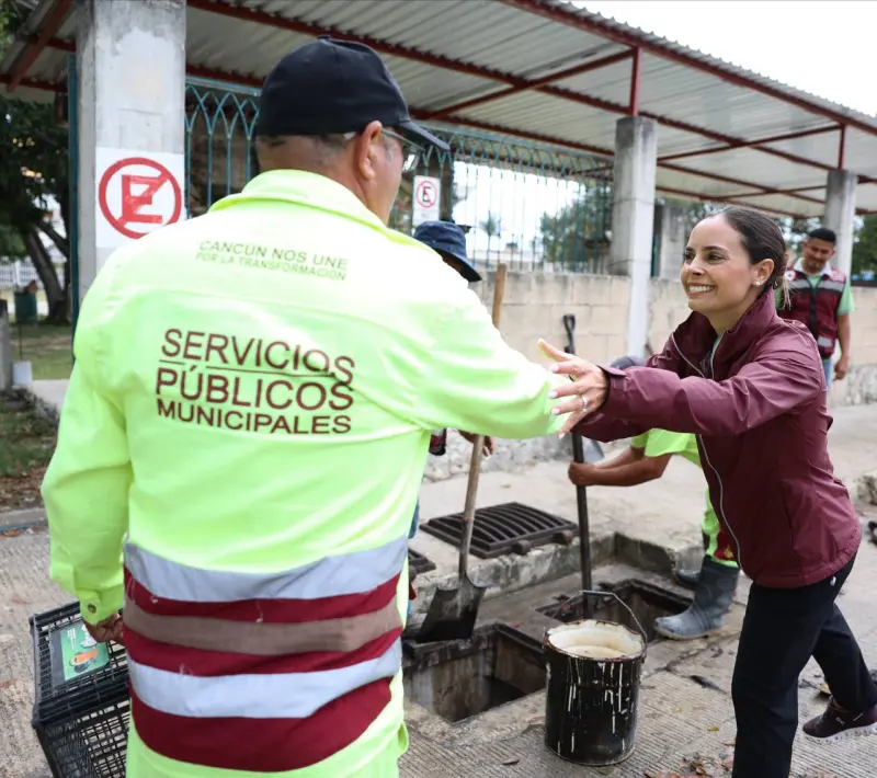 Redobla Ana Paty Peralta limpieza de rejillas y pozos pluviales