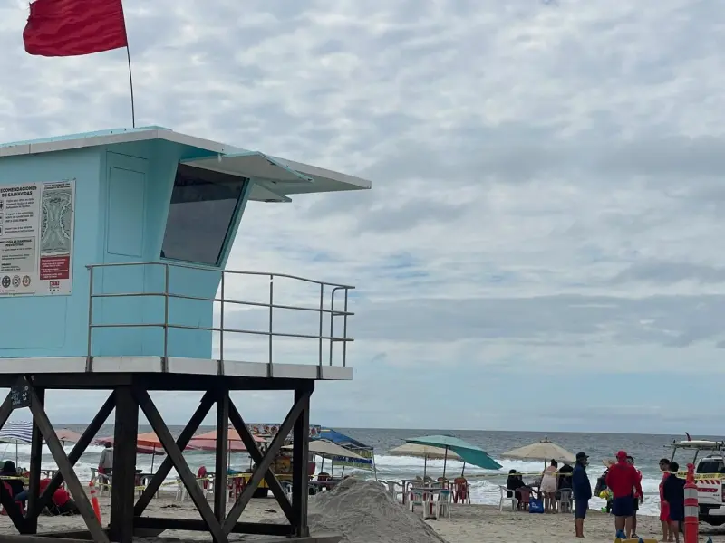 Jueves Santo tranquilo en Rosarito, baja afluencia en las playas