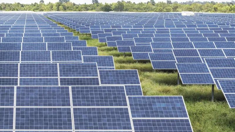 Proyectos mixtos generarían en Jalisco 2,000 MW de energías limpias