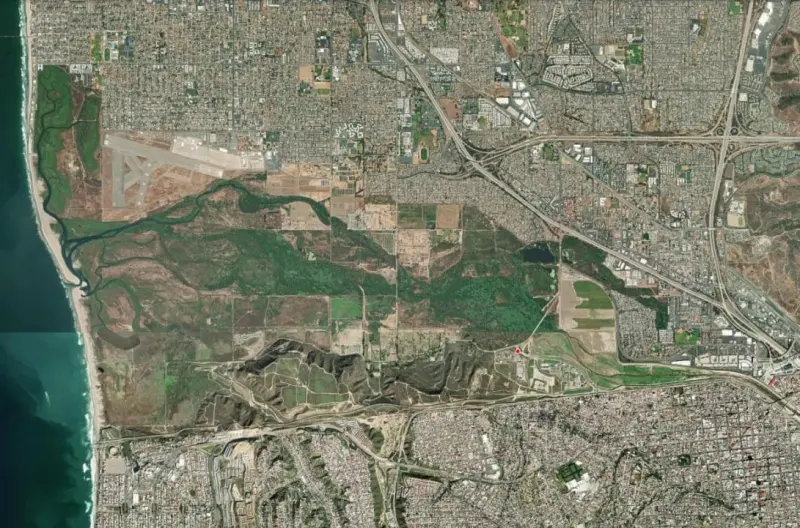 Emisiones de sulfuro de hidrógeno en Valle del Río Tijuana superan niveles federales en San Diego, con picos de 384 PPB y riesgos para la salud