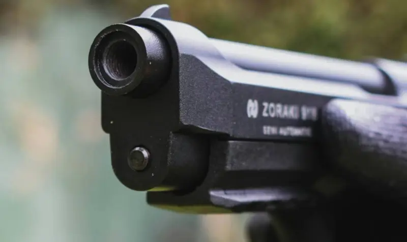 Reactivan secundaria en Nueva Jersey tras alerta por pistola de aire