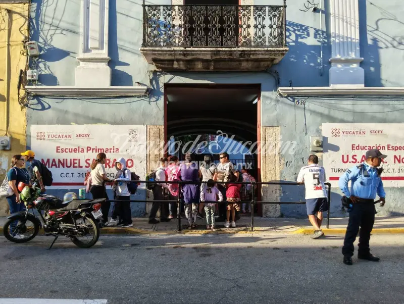 Miles de alumnos vuelven a clases tras finalizar las vacaciones de Semana Santa