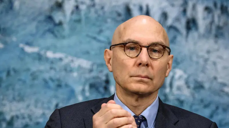 Senadores se reúnen con Volker Türk