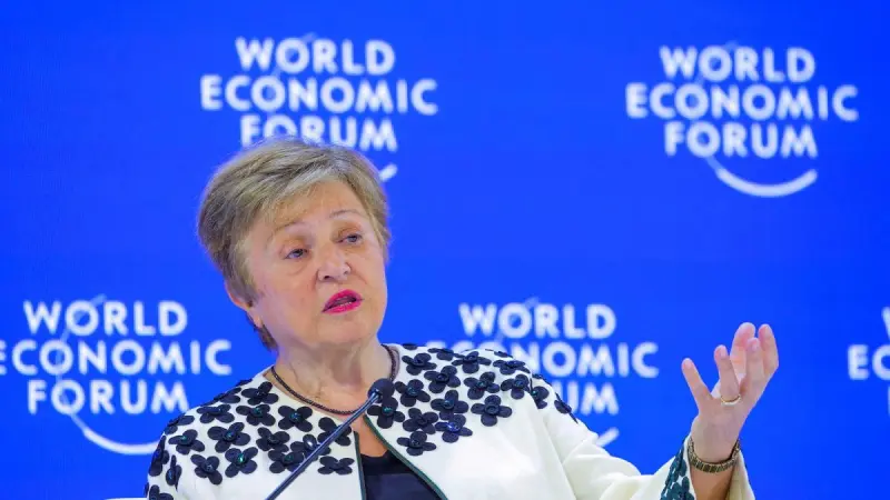 Guerra en Oriente Medio ralentizará crecimiento mundial, advierte la jefa del FMI