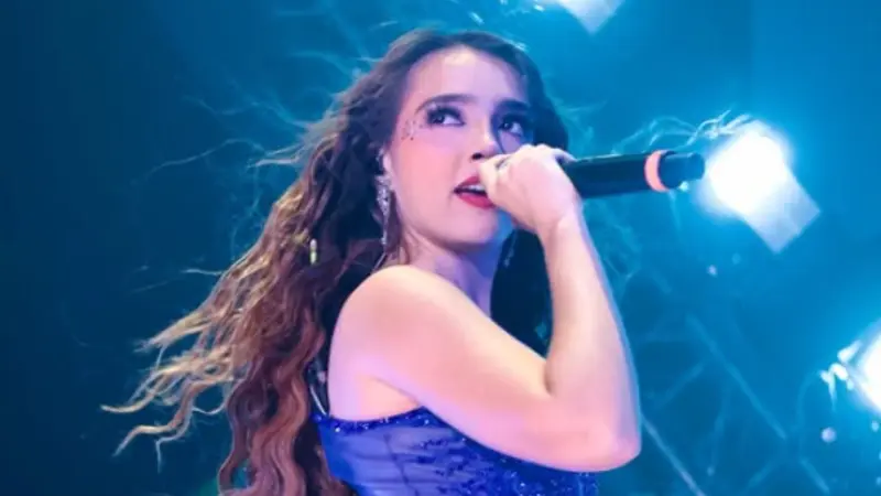 Elaine Haro nació para brillar