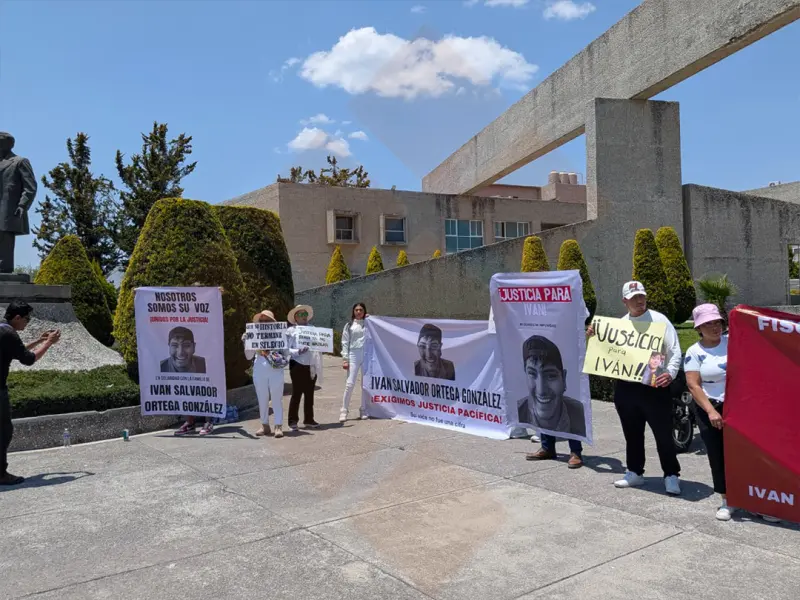 Piden justicia para Iván; “investigación avanza”: PGJEH