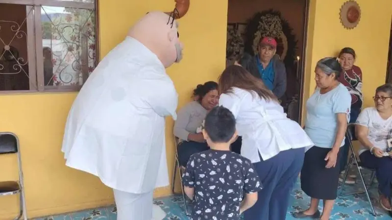 Acudió Doctor Simi para despedir a Dominic en Tutla