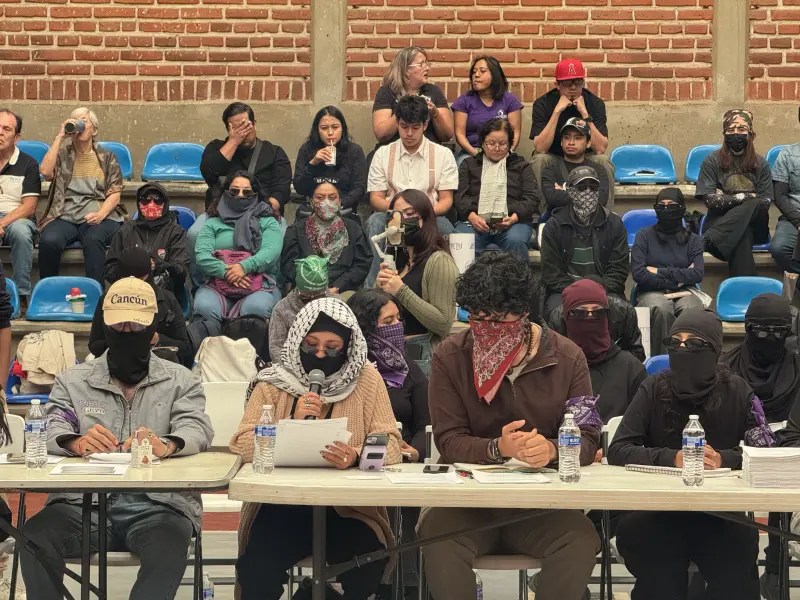 Instalan UAEM y Resistencia mesas de trabajo por el semestre