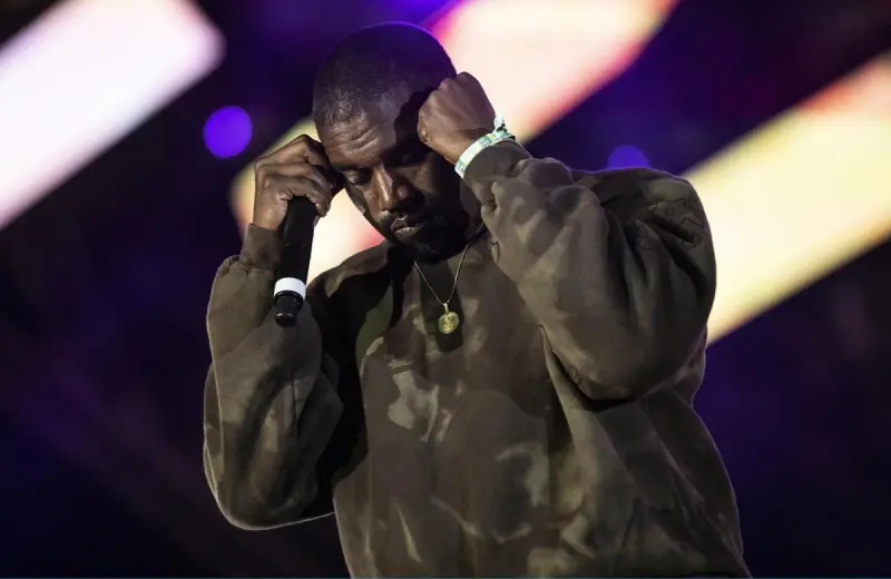 Piden retirar a Kanye West del Wireless Festival tras fuga de patrocinadores Pepsi y Diageo