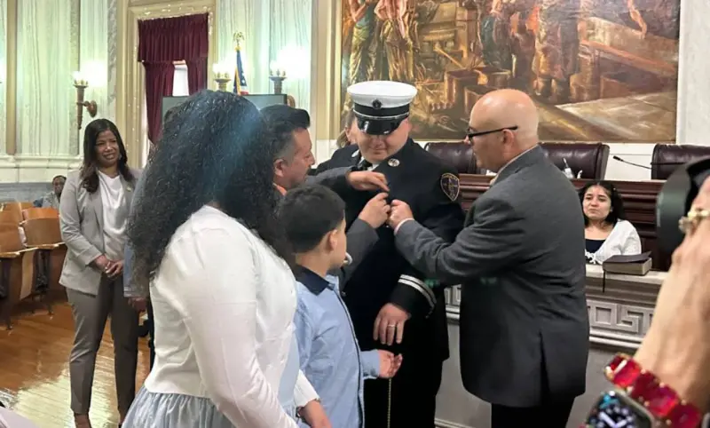 Impulsa Trenton diversidad con ascenso de latino a capitán de bomberos