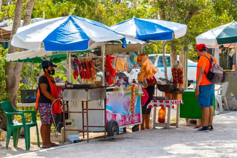 Se han registrado casos de infección por alimentos contaminados en Querétaro