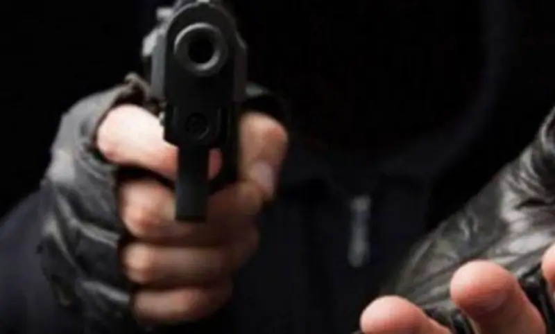 Morelia: asaltan y golpean a hombre; roban 200 mp en Ventura Puente