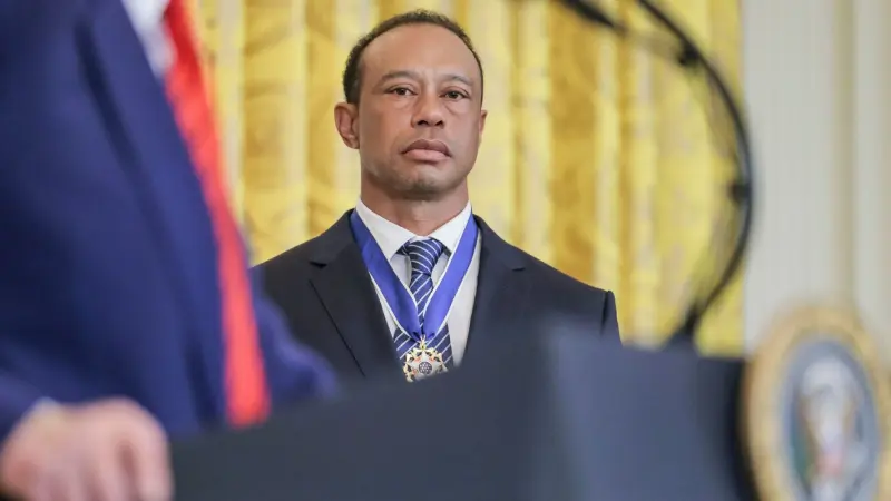 ‘Un amigo cercano’: Tiger Woods presumió a la policía llamada con ‘el presidente’ tras accidente en Florida
