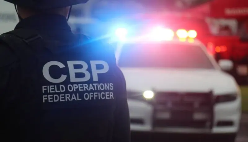 Decomisan 1.95 mdd en ropa deportiva falsa en Texas