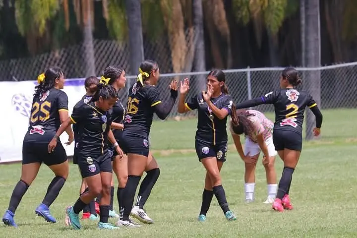 Llevan ventaja 3 equipos michoacanos en octavos de la TDP Femenil