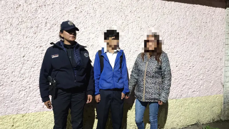 Huyen de casa por pleitos de sus padres, pero son localizados en Toluca