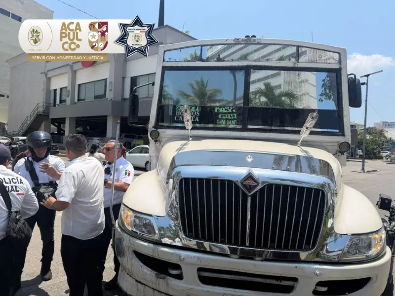 Incautan camión de la Base y detienen a chofer en la Costera de Acapulco