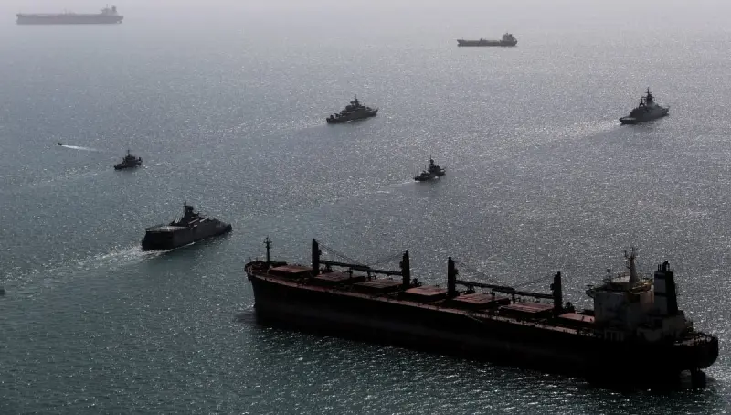 ¿Ya reabrieron el Estrecho de Ormuz? Dos barcos cruzan por primera vez en semanas