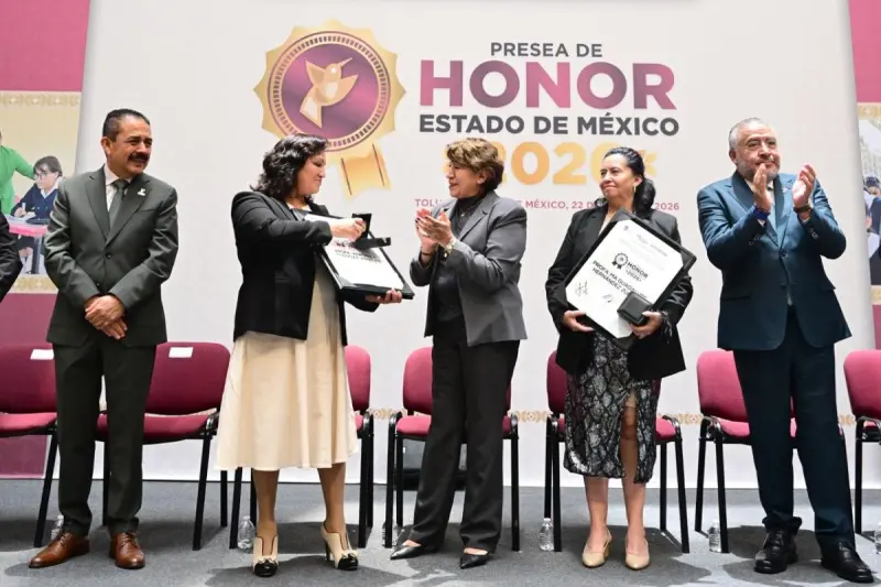 Delfina Gómez reconoce la trayectoria a docentes con la Presea de Honor Estado de México 2026