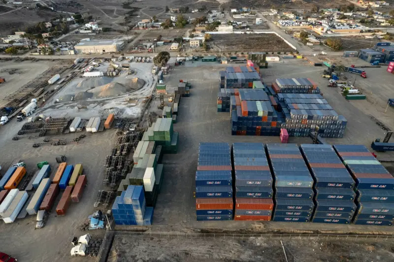 Exportaciones de México se disparan 32.6% en abril
