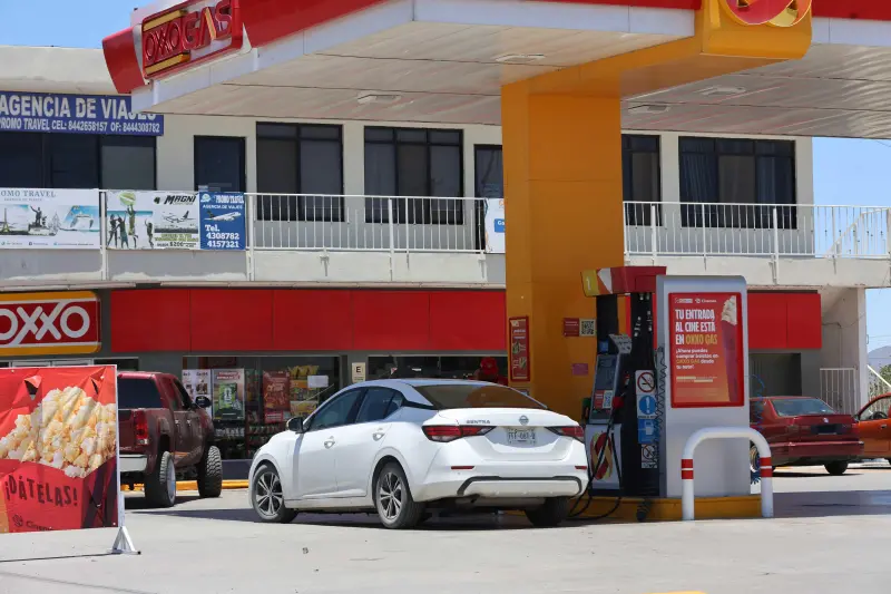 Descartan desabasto de gasolina Magna en Saltillo