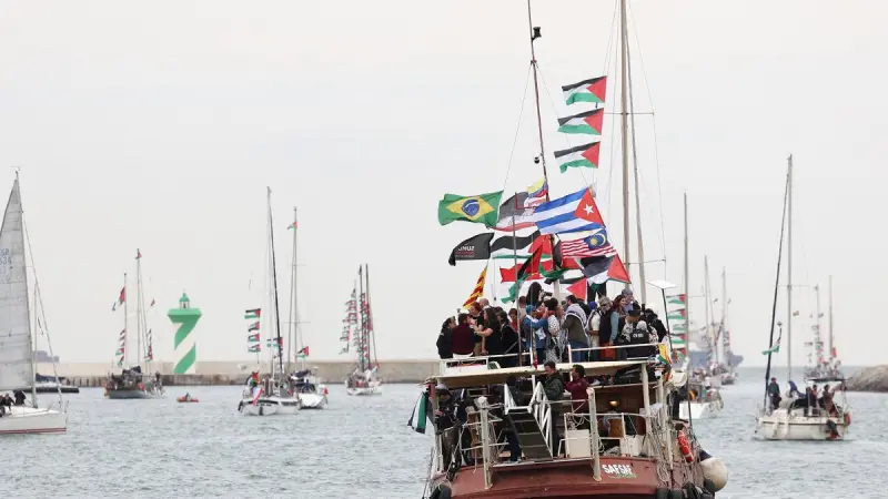 Flotilla humanitaria desafía de nuevo a Israel y zarpa rumbo a Gaza tras dos interceptaciones