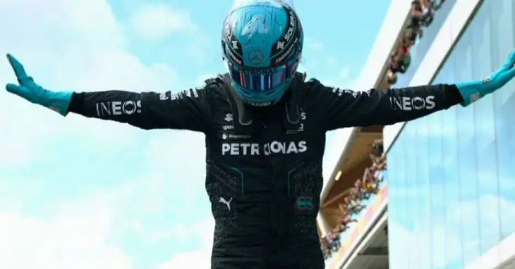 George Russell y su pose viral: de accidente a símbolo en la F1