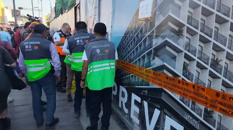 Cae grúa telescópica en la Roma Sur: ¿Qué sabemos sobre el accidente en una construcción?