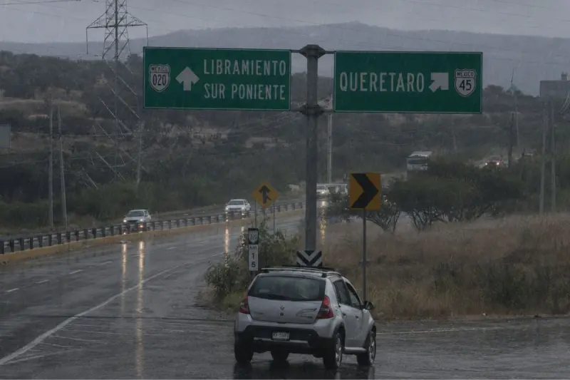 Autoridades de Corregidora buscan evitar afectaciones por lluvias en Libramiento Surponiente