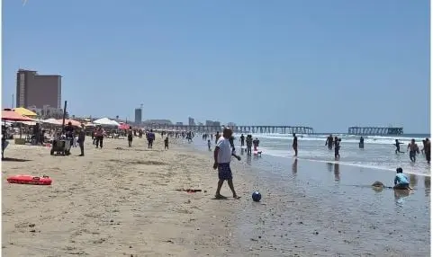 Registran alta afluencia turística por fin de semana de Labor Day en Rosarito