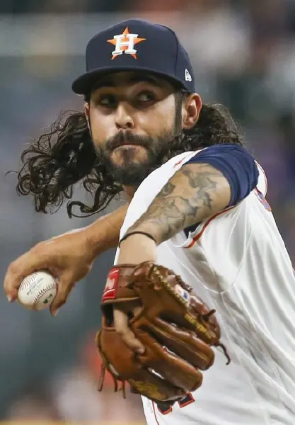 Los Leones reciben a los Pericos