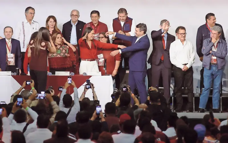 Cerramos filas con Ariadna y la presidenta: Cruz